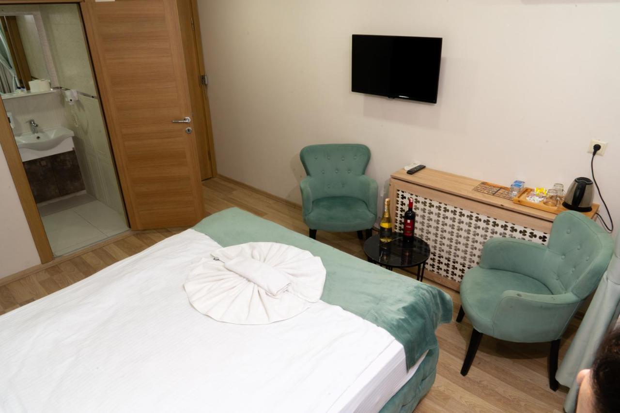 Loss Hotel Çatalca Екстериор снимка