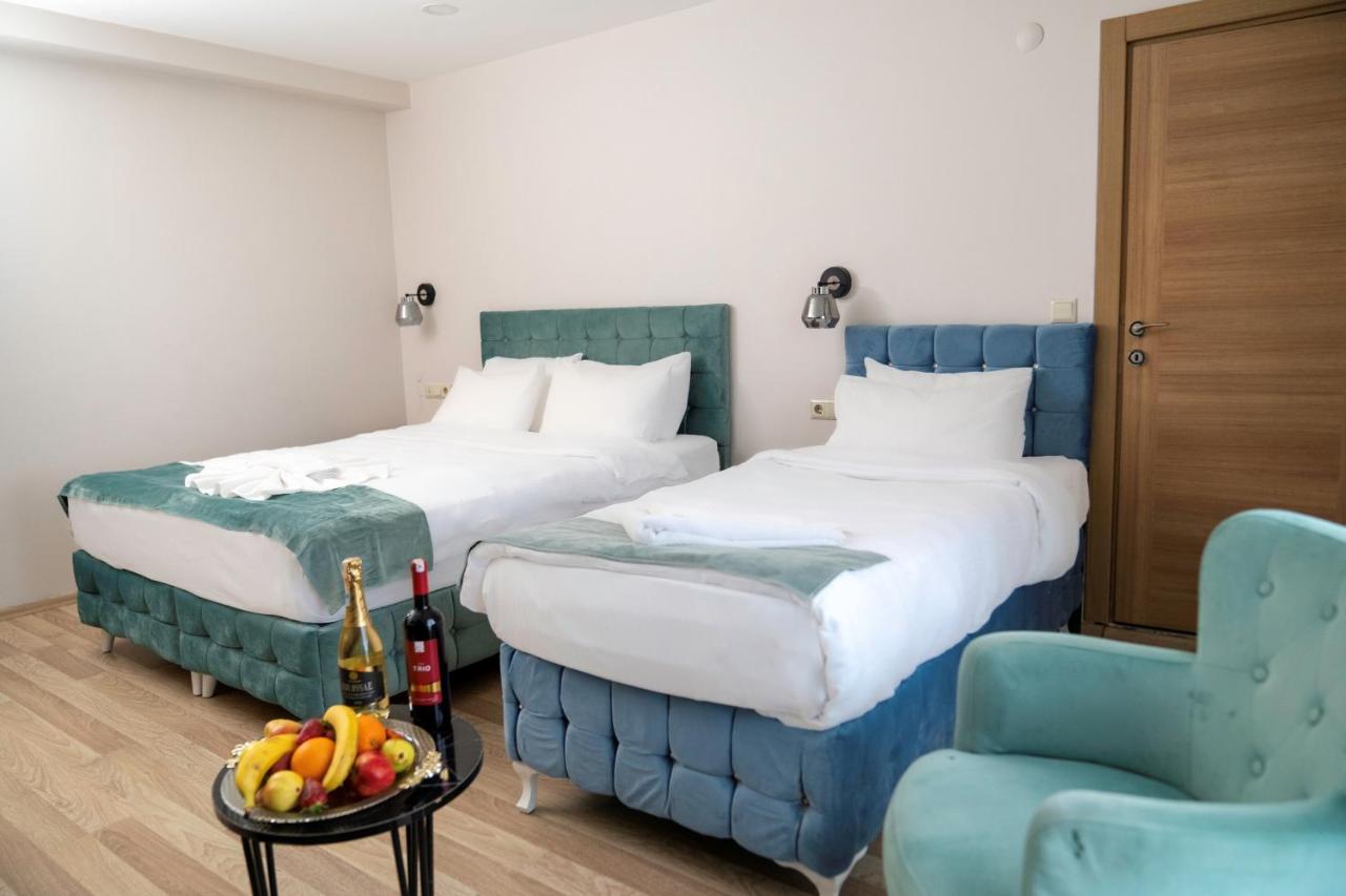 Loss Hotel Çatalca Екстериор снимка