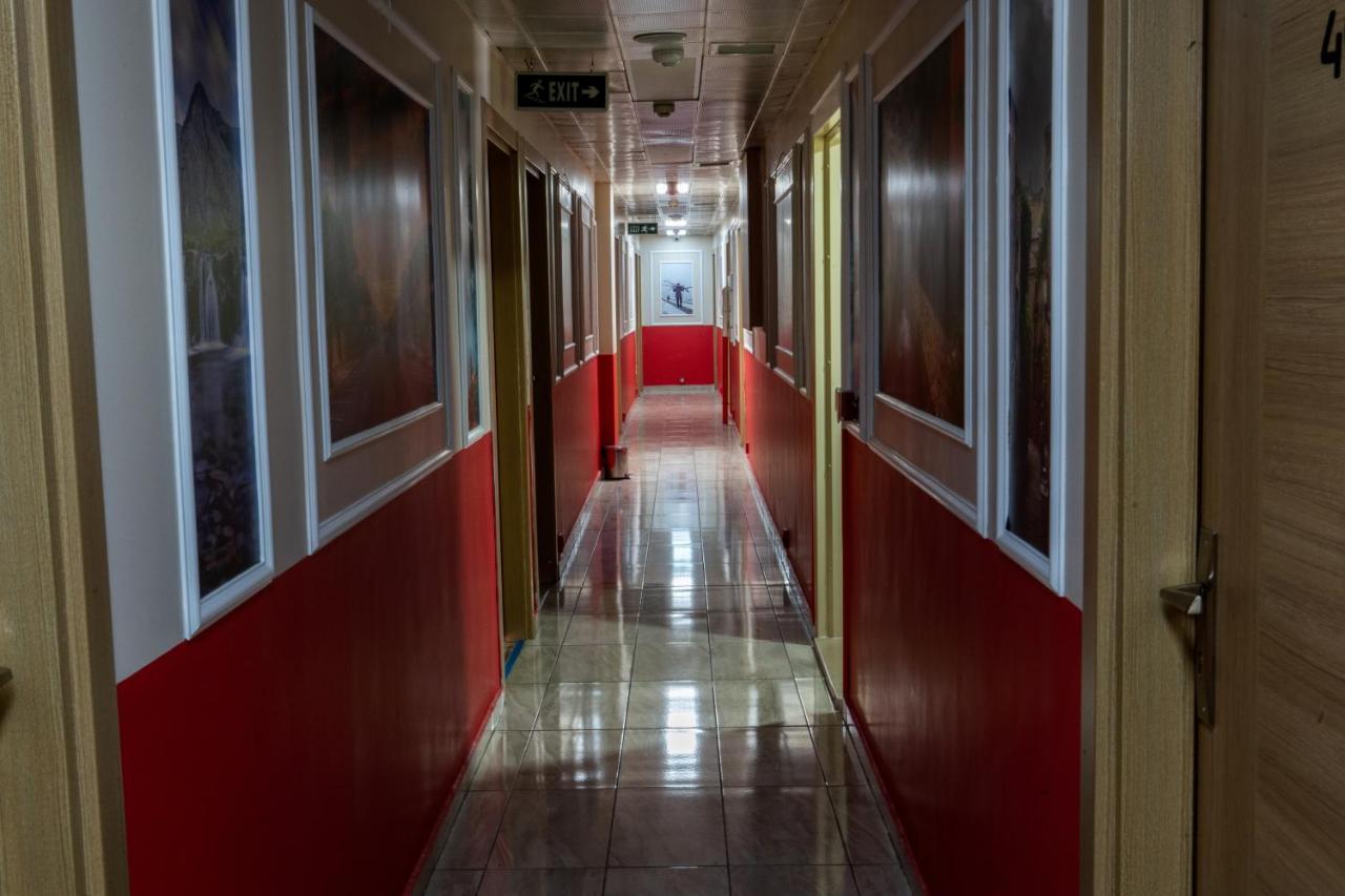 Loss Hotel Çatalca Екстериор снимка